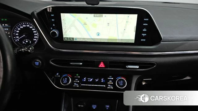 Hyundai Sonata (DN8) 2023 Белый из Кореи, фото 4