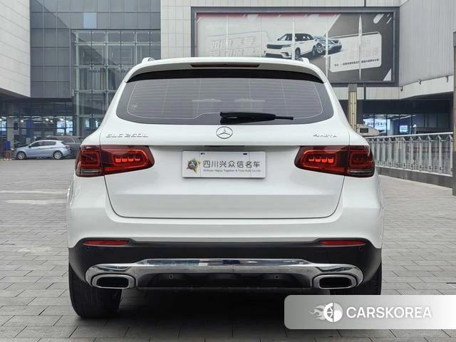 Mercedes-Benz GLC 2021 Белый из Китая, фото 4
