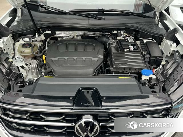 Volkswagen Tayron 2022 Белый из Китая, фото 4