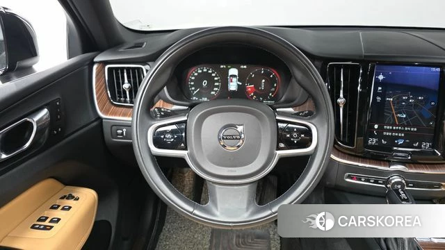 Volvo XC60 second Generation 2019 Черный из Кореи, фото 4