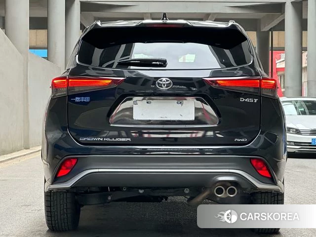 Toyota Crown 2024 Черный из Китая, фото 4