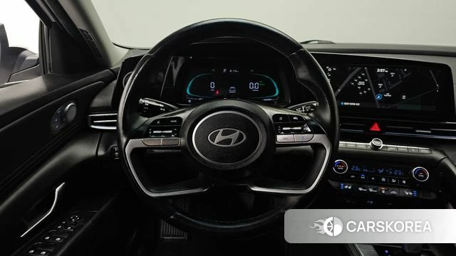 Hyundai The New Avante Hybrid (CN7) 2023 Белый из Кореи, фото 4