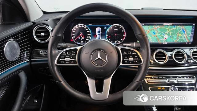 Mercedes-Benz E-Class W213 2019 Белый из Кореи, фото 4