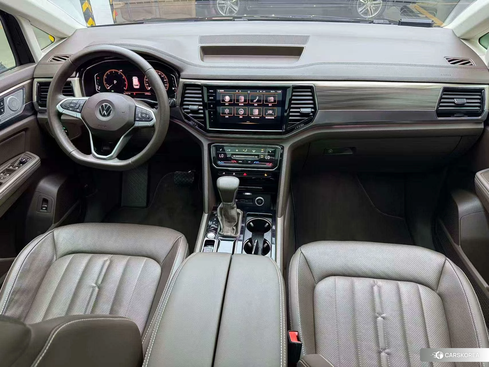 Volkswagen Viloran 2020 Черный из Китая, фото 4