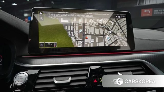 BMW 5 Series (G30) 2023 Черный из Кореи, фото 4