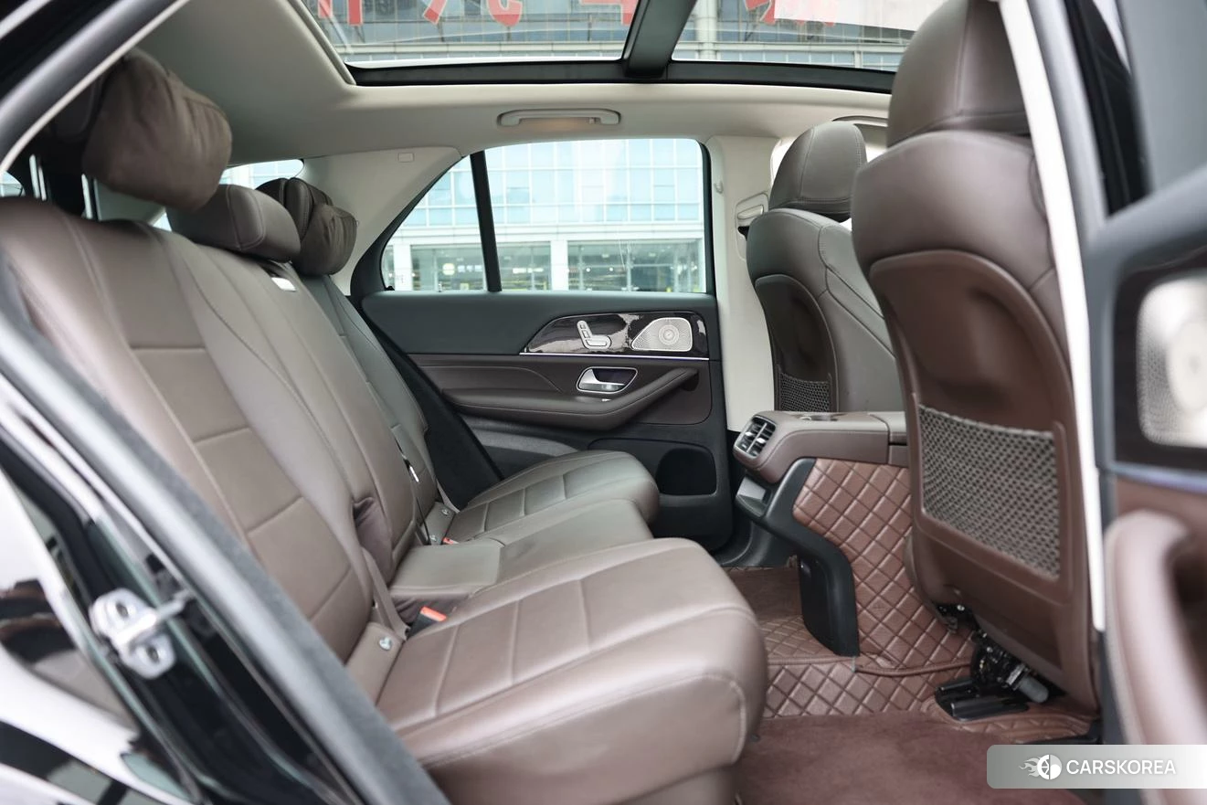 Mercedes-Benz GLE 2022 Черный из Китая, фото 4