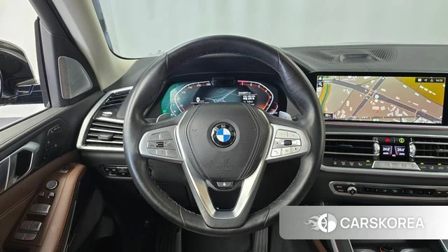 BMW X7 (G07) 2021 Черный из Кореи, фото 4