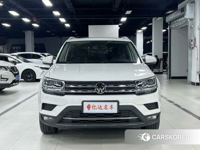Volkswagen Tharu 2021 Белый из Китая, фото 4