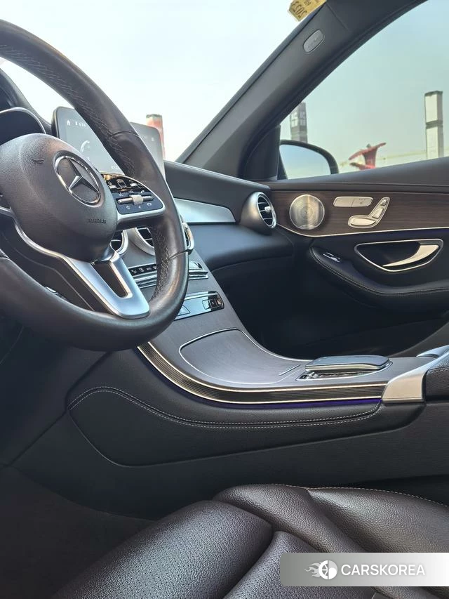 Mercedes-Benz GLC 2021 Черный из Китая, фото 4