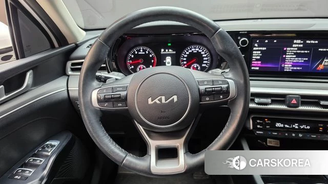 Kia K5 3rd generation 2022 Белый из Кореи, фото 4