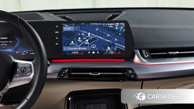 BMW iX2 (U10) 2024 Черный из Кореи, фото 4