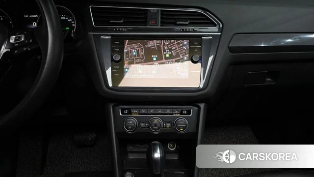 Volkswagen Tiguan second Generation 2020 Серый из Кореи, фото 4