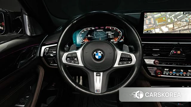 BMW 5 Series (G30) 2023 Белый из Кореи, фото 4