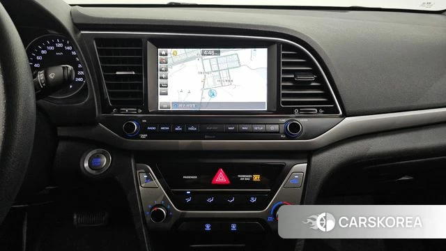 Hyundai Avante AD 2018 Белый из Кореи, фото 4