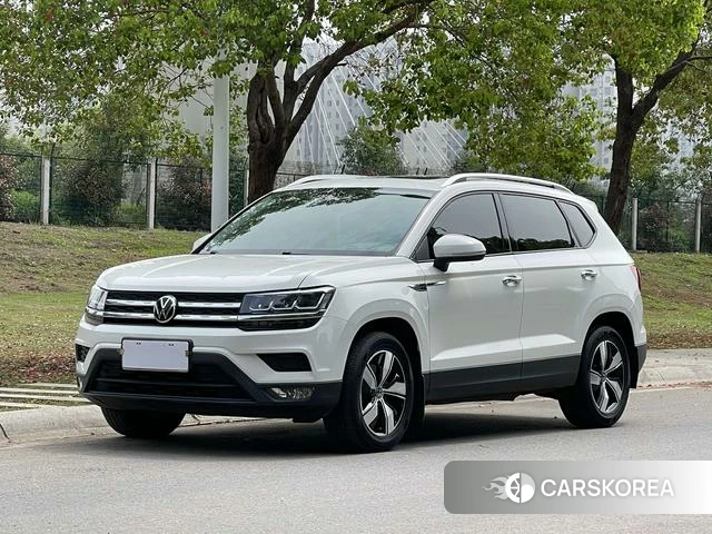 Volkswagen Tharu 2021 Белый из Китая, фото 4