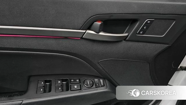Hyundai Avante AD 2018 Белый из Кореи, фото 4
