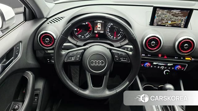 Audi New A3 2018 Белый из Кореи, фото 4