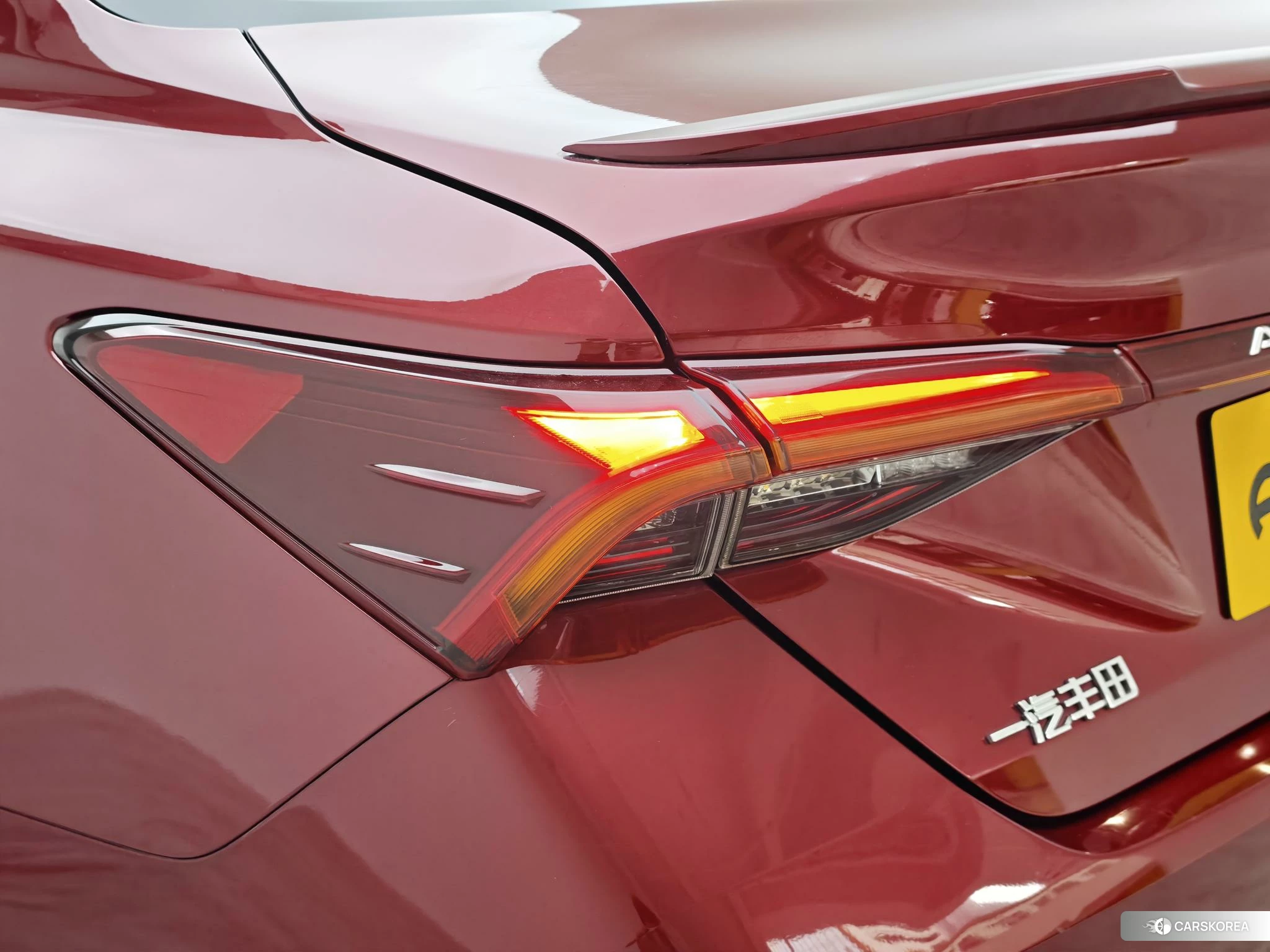 Toyota Avalon 2023 Красный из Китая, фото 4