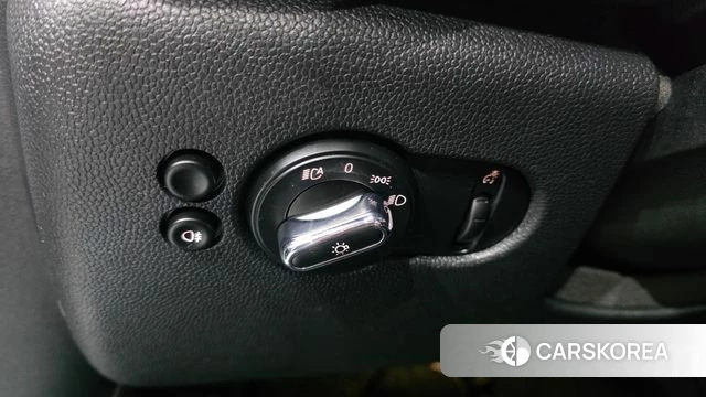 Mini Cooper 2023 Белый из Кореи, фото 4