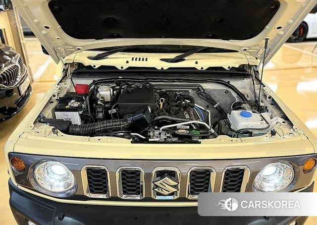 Suzuki Jimny 2026 Жемчужный двухцветный из Кореи, фото 4