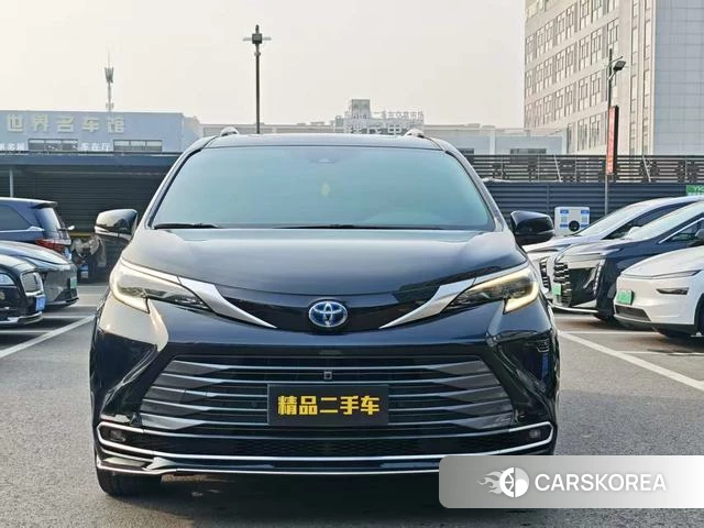 Toyota Sienna 2024 Черный из Китая, фото 4
