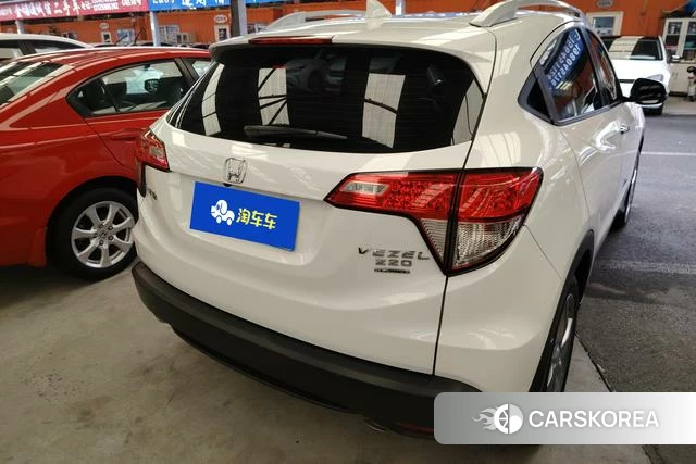 Honda Vezel 2021 Белый из Китая, фото 4