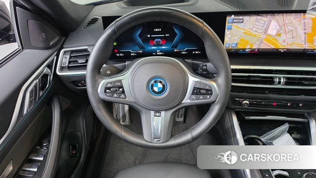 BMW i4 2023 Черный из Кореи, фото 4