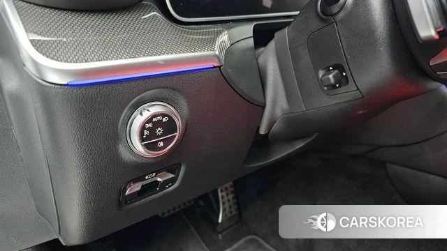 Mercedes-Benz C-Class W206 2023 Белый из Кореи, фото 4