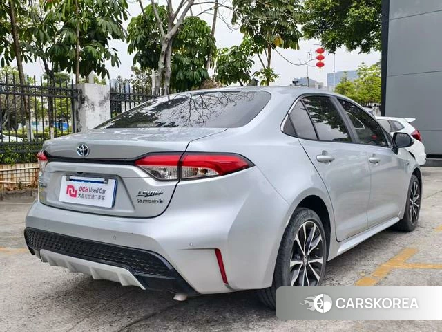 Toyota Levin 2021 Серебристо-серый из Китая, фото 4