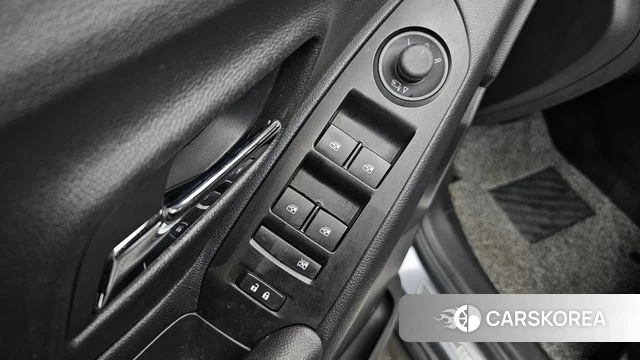 Chevrolet (GM Daewoo) The New Trax 2018 Серый из Кореи, фото 4