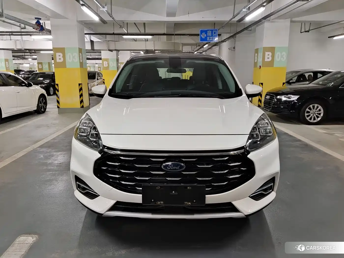 Ford Escape 2022 Белый из Китая, фото 4