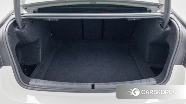 BMW 3 Series (G20) 2026 Белый из Кореи, фото 4