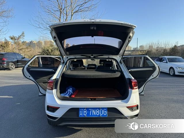 Volkswagen T-Roc 2021 Белый из Китая, фото 4