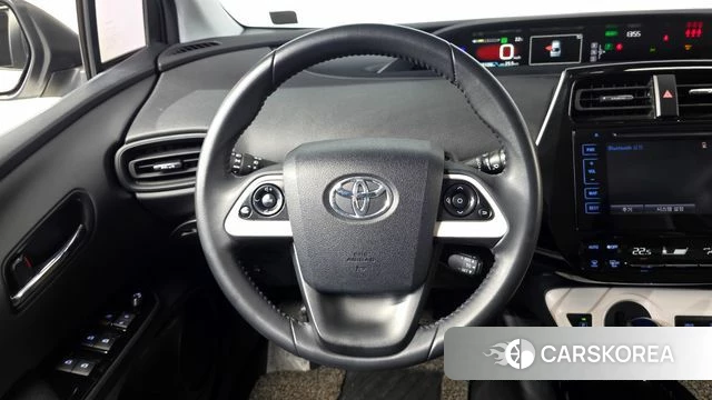 Toyota Prius 4th Generation 2018 Белый из Кореи, фото 4