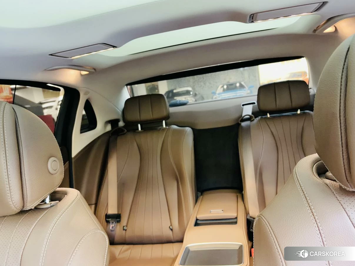Mercedes-Benz E-Class 2021 Черный из Китая, фото 4