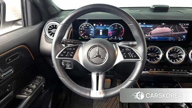 Mercedes-Benz GLB-Class X247 2024 Белый из Кореи, фото 4