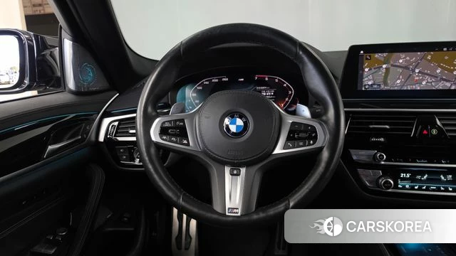 BMW 5 Series (G30) id 4959852 из Кореи 4