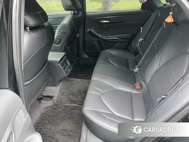 Toyota Avalon 2024 Черный из Китая, фото 4
