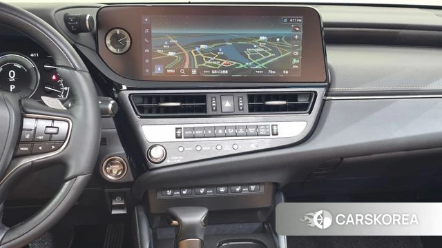 Lexus ES300h 7th generation 2025 Песочный из Кореи, фото 4