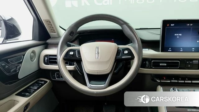 Lincoln Aviator 2nd generation 2023 Белый из Кореи, фото 4