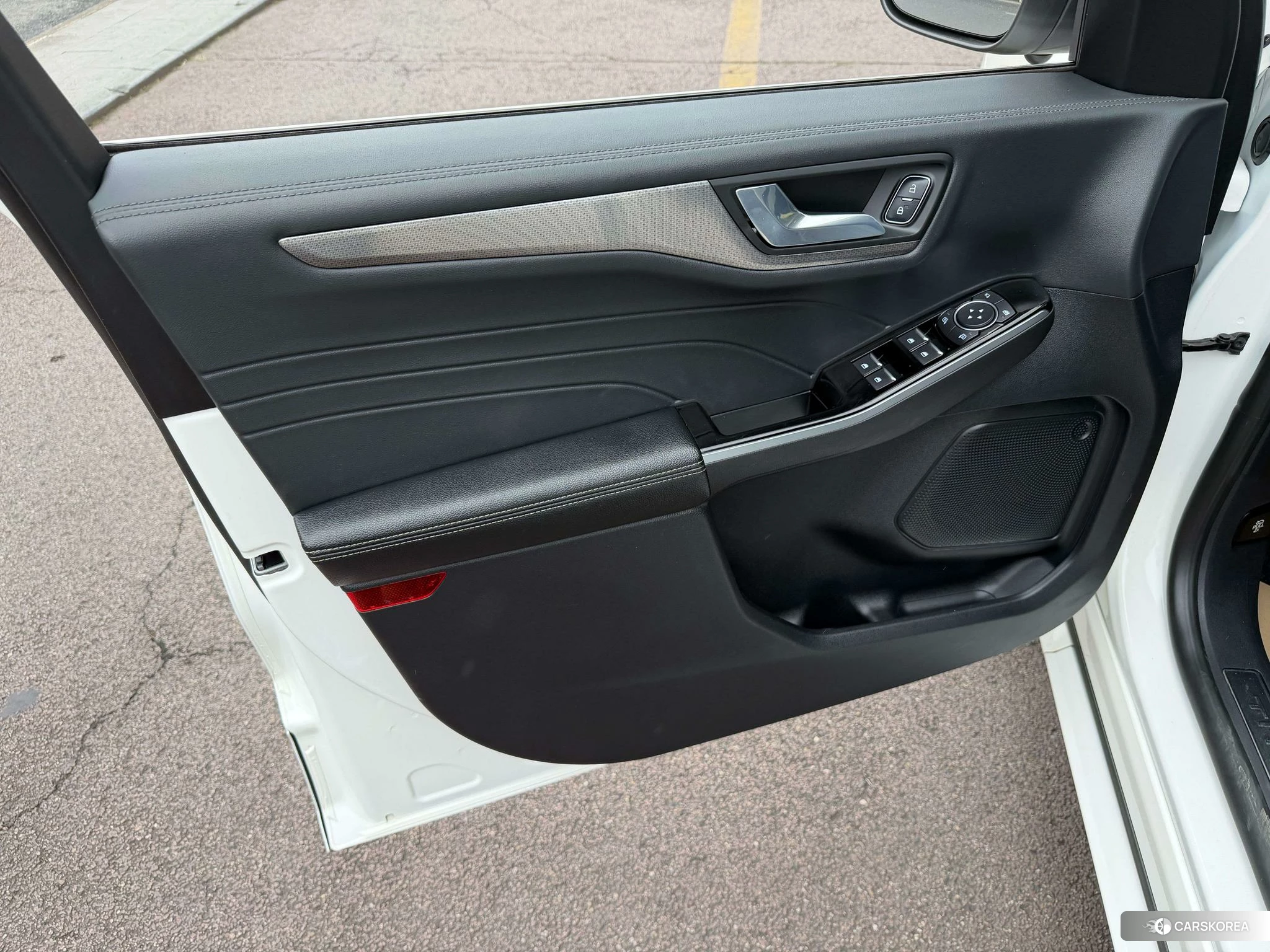 Ford Escape 2020 Белый из Китая, фото 4