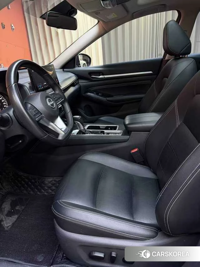 Nissan Altima 2022 Черный из Китая, фото 4