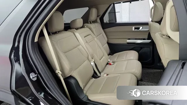 Ford Explorer 6th Generation 2021 Черный из Кореи, фото 4