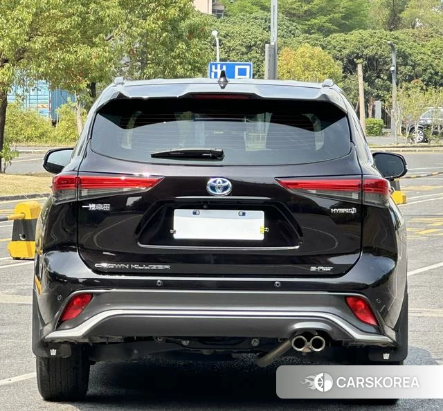 Toyota Crown 2022 Черный из Китая, фото 4