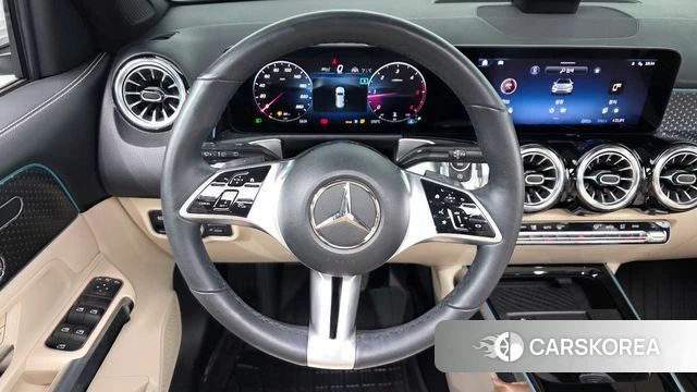 Mercedes-Benz GLB-Class X247 2024 Белый из Кореи, фото 4