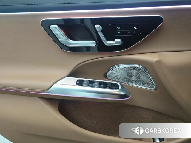 Mercedes-Benz E-Class W214 2026 Белый из Кореи, фото 4