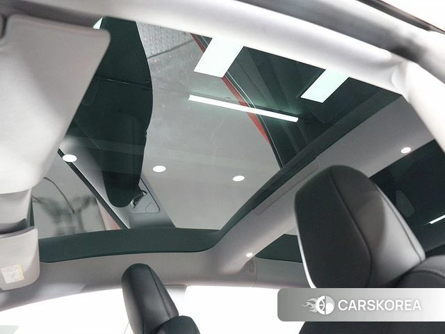 Tesla Model 3 2024 Красный из Кореи, фото 4