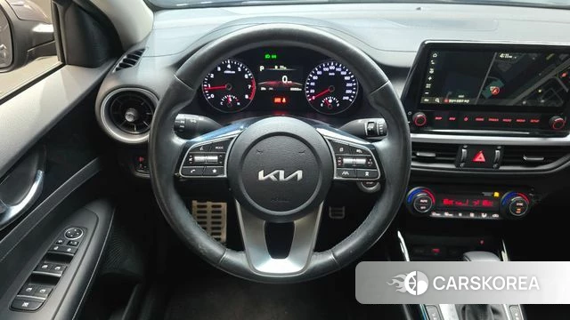 Kia The New K3 2nd generation 2023 Серый из Кореи, фото 4