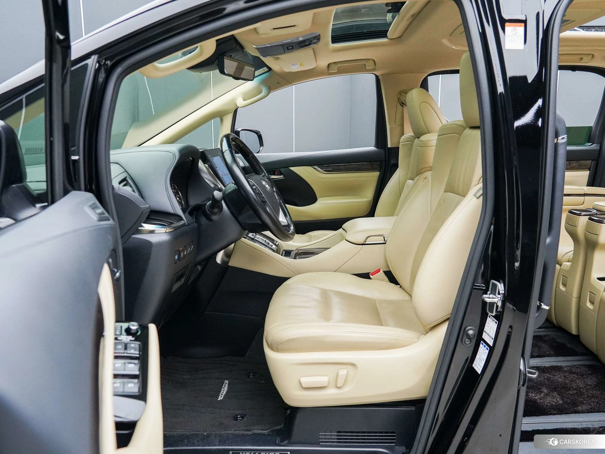 Toyota Vellfire 2020 Черный из Китая, фото 4