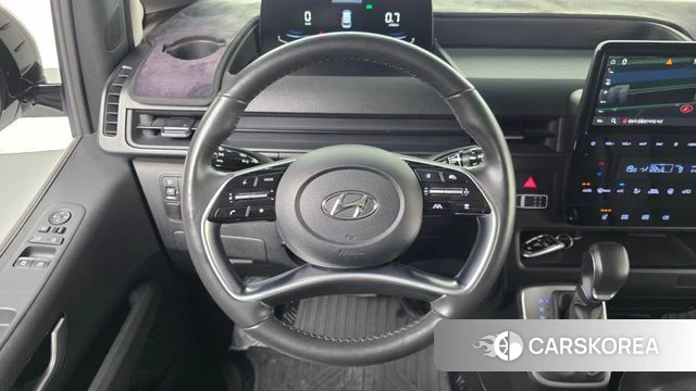 Hyundai Staria 2022 Белый из Кореи, фото 4